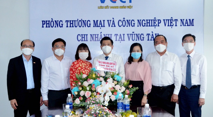 Lãnh đạo tỉnh thăm, chúc mừng ngày Doanh nhân Việt Nam 13/10